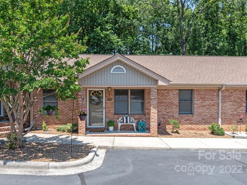 3160 Devonshire Dr, Rock Hill, SC 29732