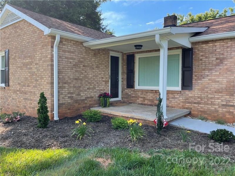 2146 3rd Ave SE, Hickory, NC 28601