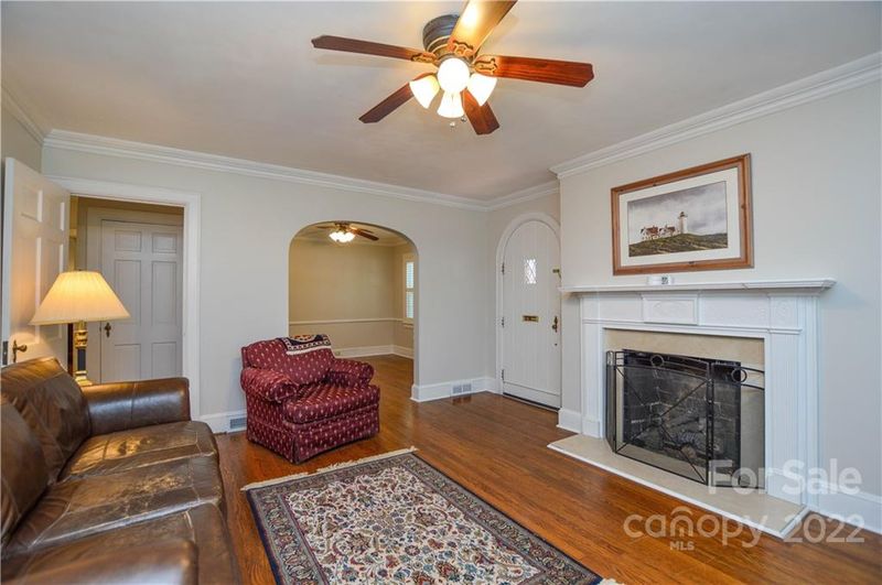 3004 Selwyn Ave, Charlotte, NC 28209