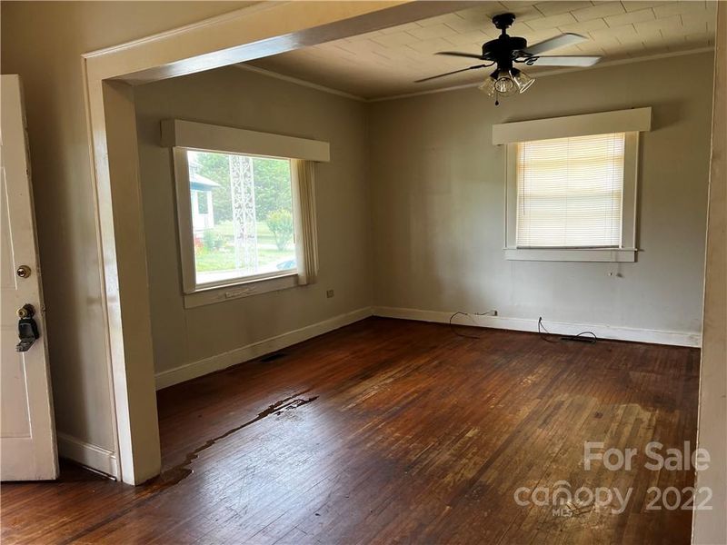 222 Planetree Dr, Belmont, NC 28012