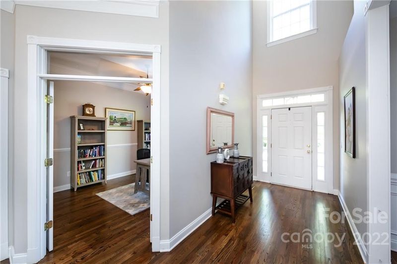 2110 Woodbend Trl, Tega Cay, SC 29708