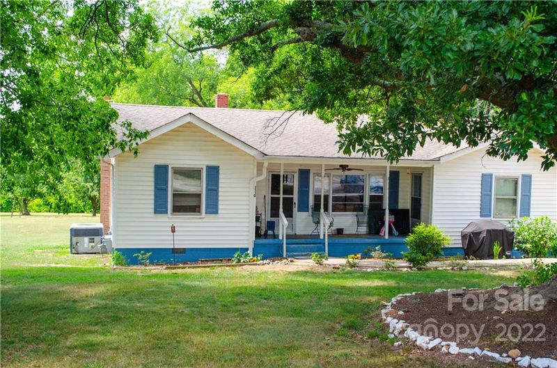 1110 S Main St S, Clover, SC 29710
