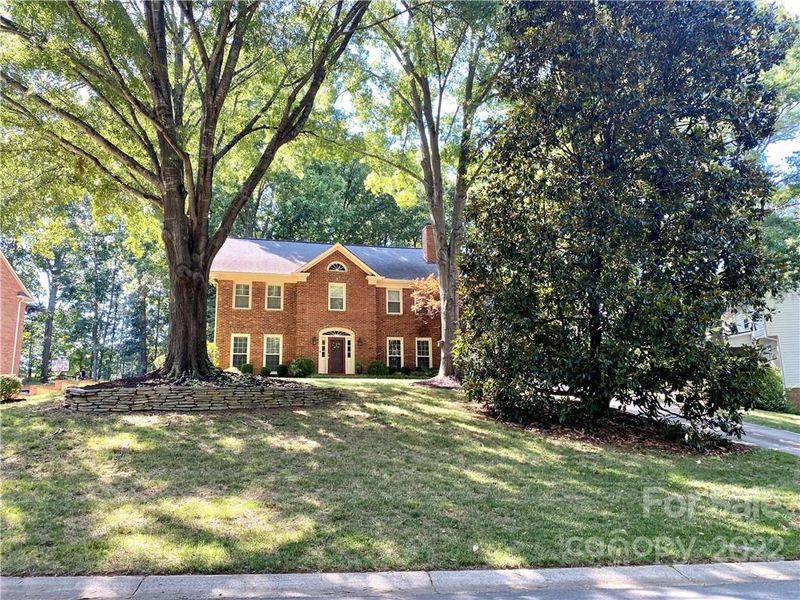 9618 Whitethorn Dr, Charlotte, NC 28277