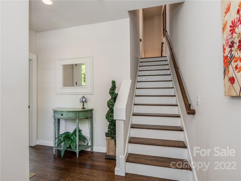 917 E 36th St, Charlotte, NC 28205