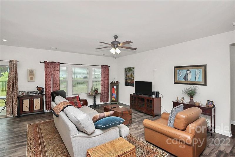 11141 Comiskey Ln, Charlotte, NC 28273