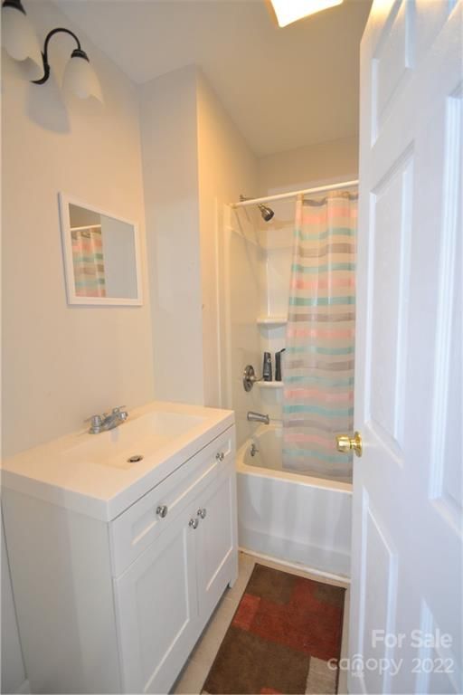 1701 Springdale Rd, Lancaster, SC 29720