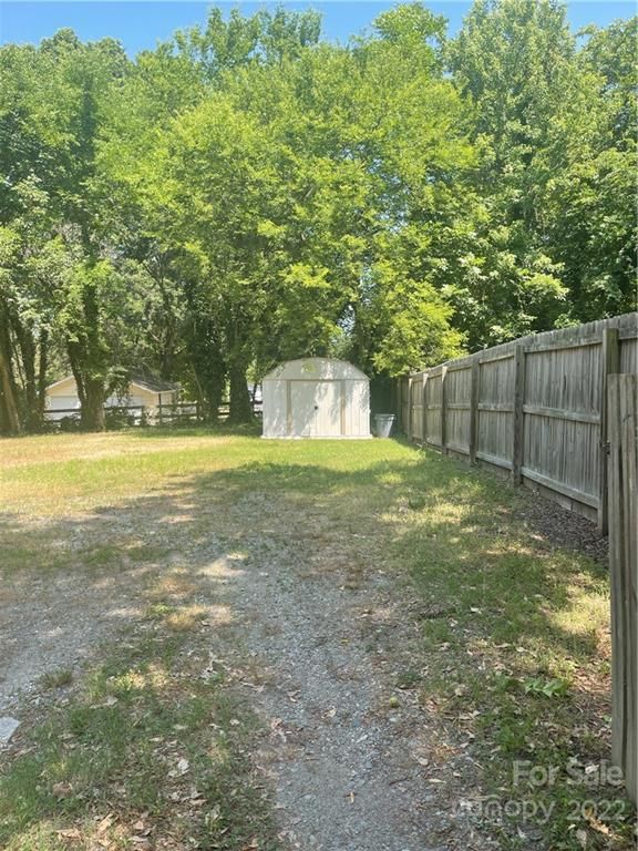 502 Winecoff School Rd, Concord, NC 28027