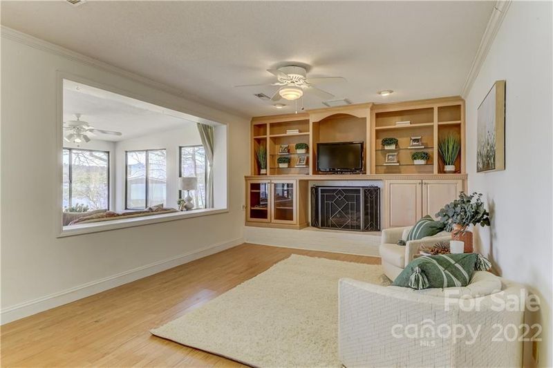 2176 Sandlapper Dr, York, SC 29745