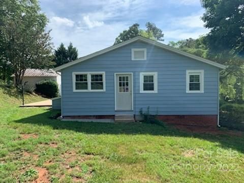 124 Catawba Valley Blvd SE, Hickory, NC 28602