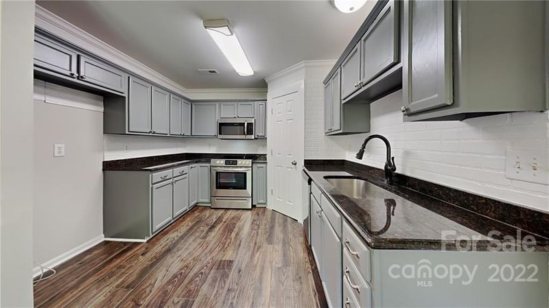 482 Stonehenge Dr, Rock Hill, SC 29730