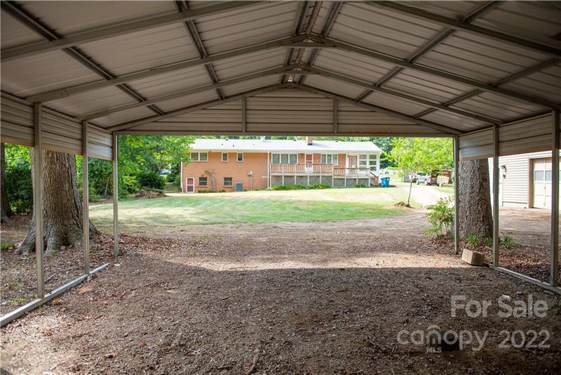 208 Matthews Township Pw, Matthews, NC 28105