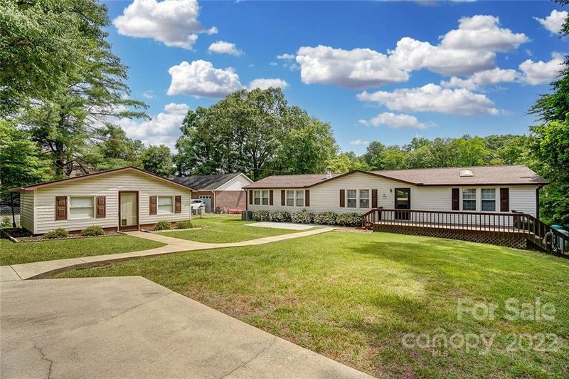 8387 Slate St, Terrell, NC 28682