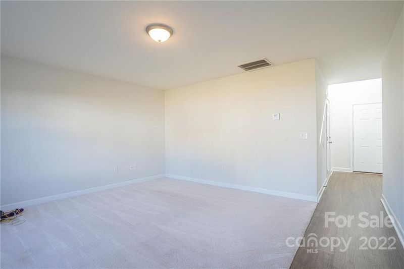 2644 Reid Park Ln, Charlotte, NC 28208
