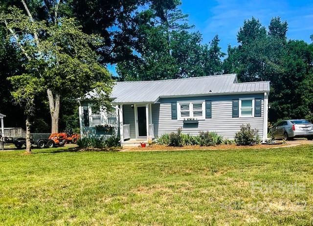 644 Summerow Rd, Stanley, NC 28164