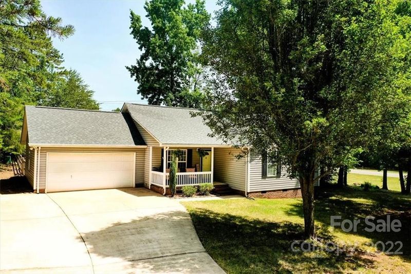 106 Easter Ln, Davidson, NC 28036