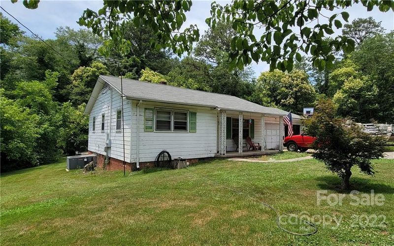 615 Eaker Cir, Cherryville, NC 28021