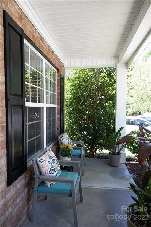 4923 Abercromby St, Charlotte, NC 28213