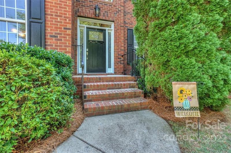 19716 Old Lyme Ct, Cornelius, NC 28031