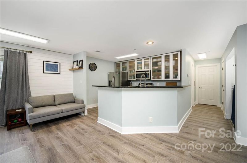 505 N Graham St #2H, Charlotte, NC 28202