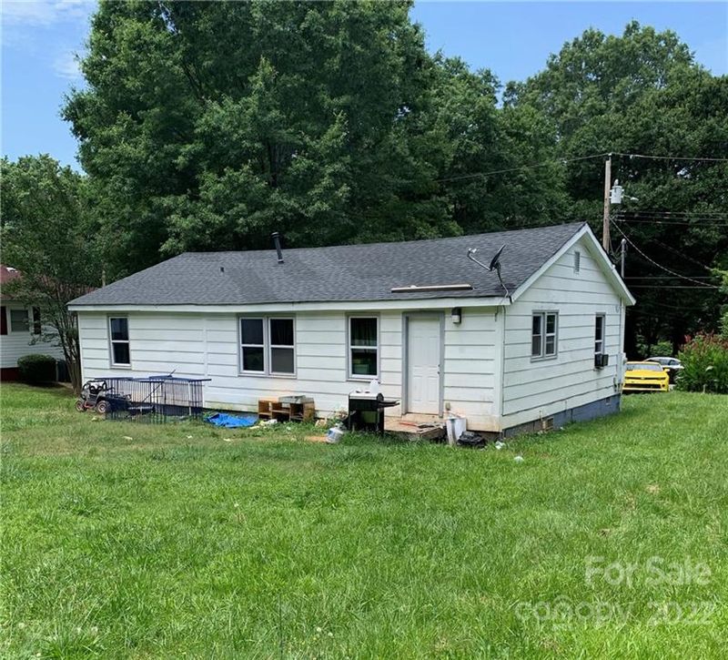 1020 N Ransom St, Gastonia, NC 28052