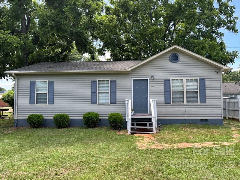 1112 N Davis Ave #5, Newton, NC 28658