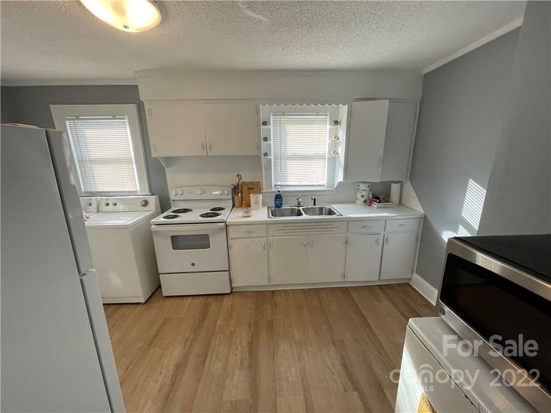2100 Linda Ave, Kannapolis, NC 28083