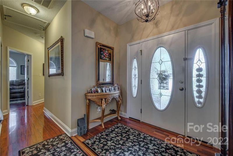 2122 Pinefield Ct, Gastonia, NC 28056