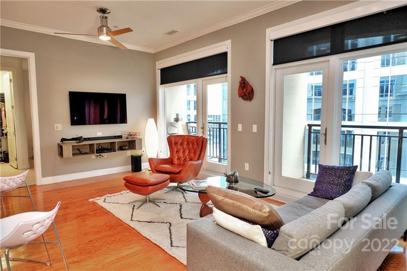 230 S Tryon St S #1109, Charlotte, NC 28202