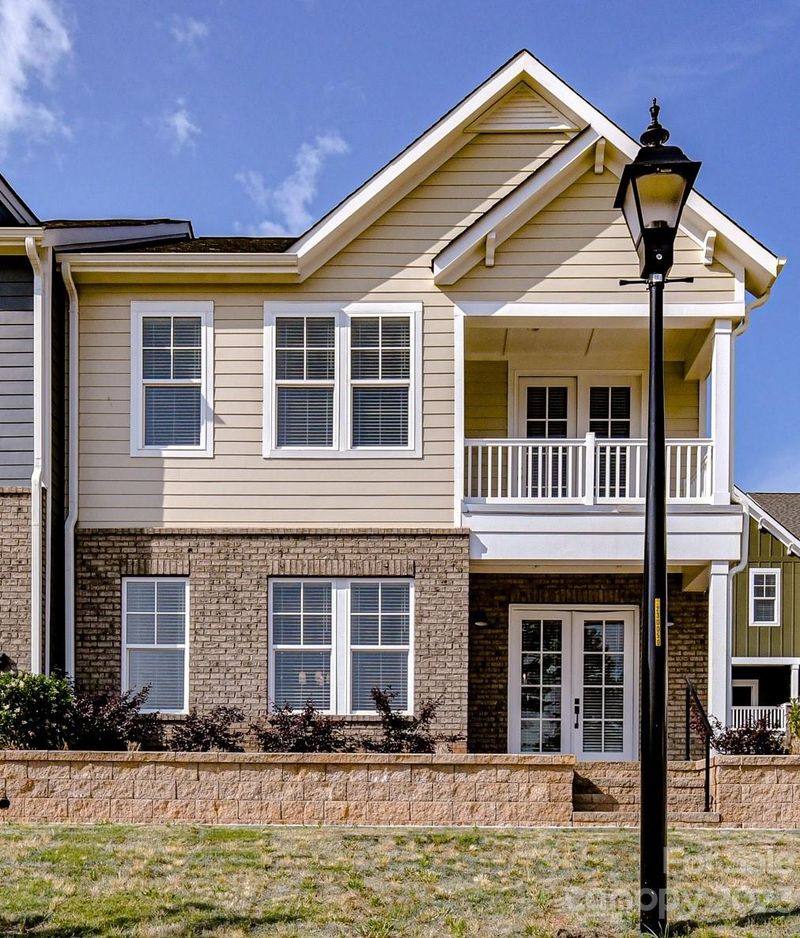 420 Hyco Ct #27, Davidson, NC 28036