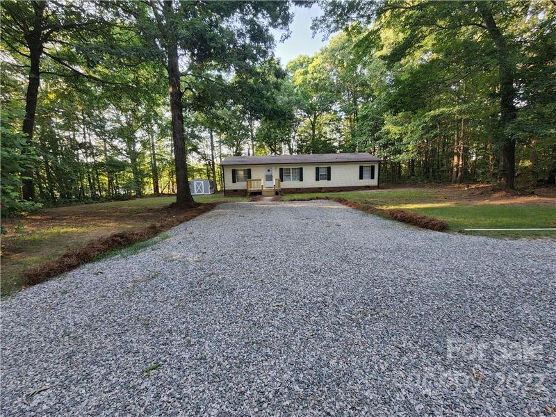 6570 Atlas Dr, Catawba, NC 28609