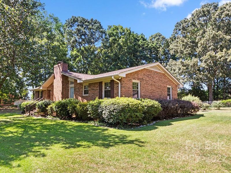 1367 Melanie Ln, Chester, SC 29706