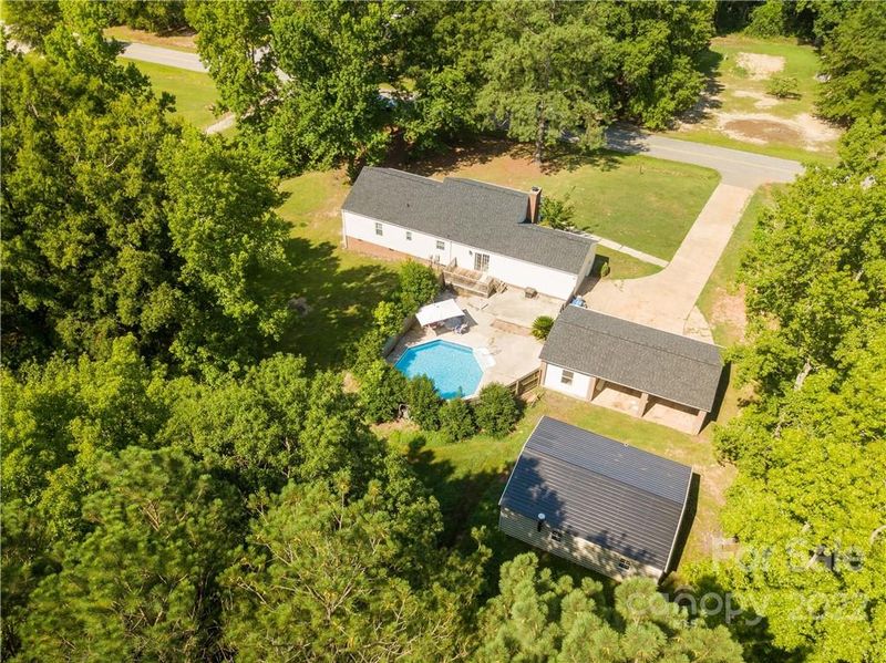 1244 Foxfire Dr, Lancaster, SC 29720