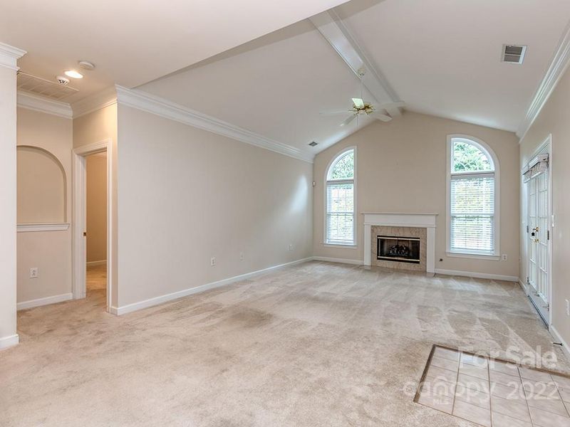 8246 Windsor Ridge Dr, Charlotte, NC 28277