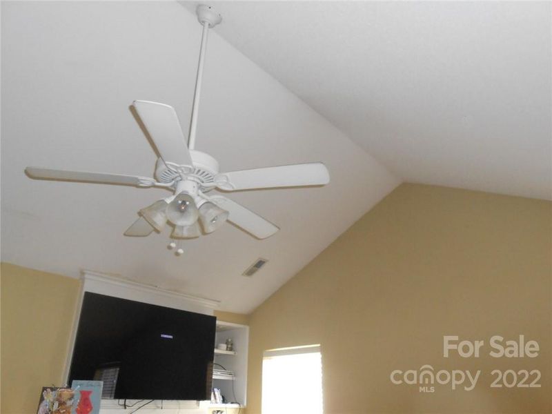 8507 Redstone View Dr, Charlotte, NC 28269