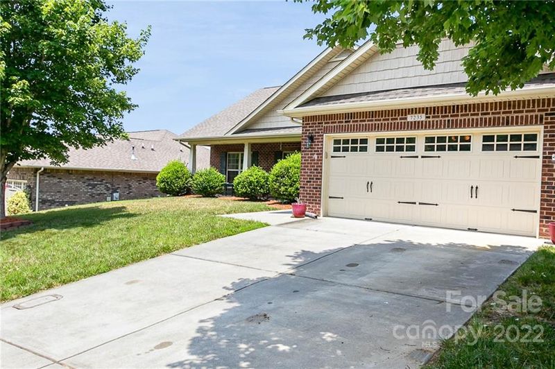 7235 Ogden Pl, Denver, NC 28037