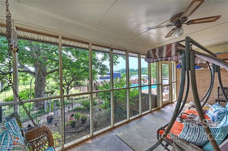 9173 Sherrills Ford Rd, Terrell, NC 28682