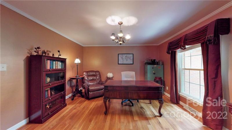 301 Burris St, Wingate, NC 28174