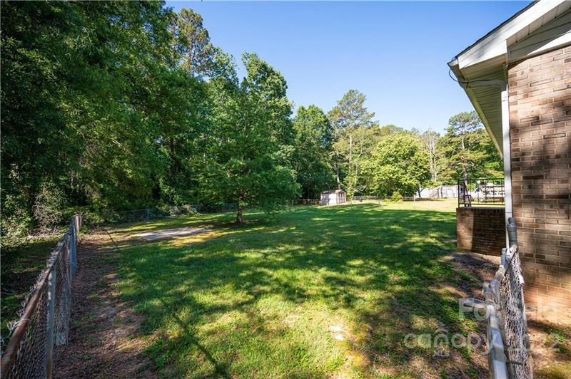 2916 Crawford Ave, Gastonia, NC 28052