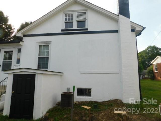 523 Bonview Ave, Lincolnton, NC 28092