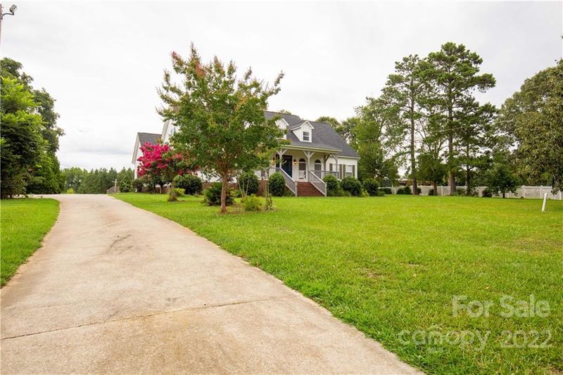 2611 Cimmeron Rd, Lancaster, SC 29720