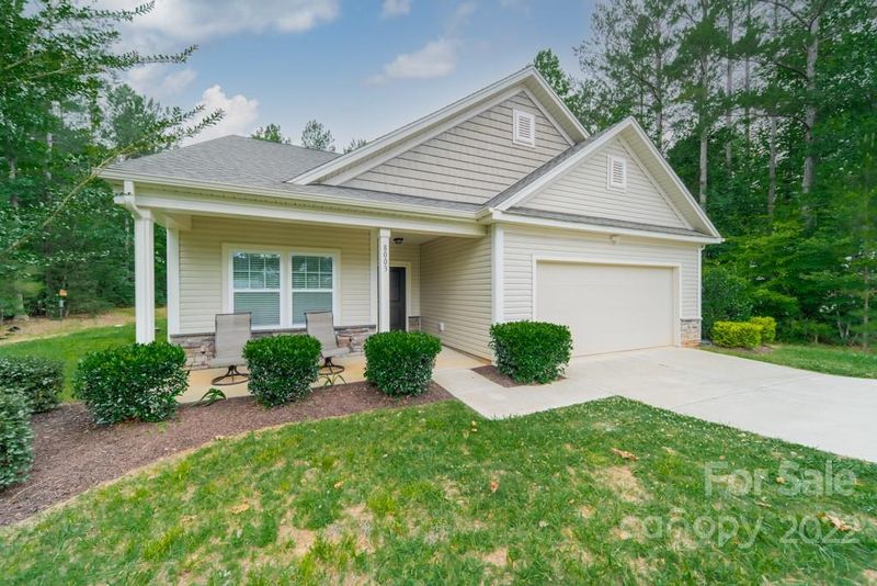 8003 Mossy Rock Rd, Waxhaw, NC 28173