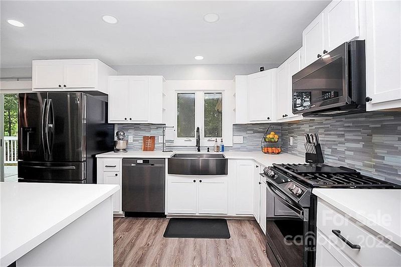 1216 White Oaks Cir, Monroe, NC 28112