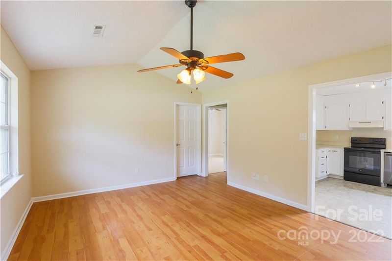 5124 Willow Run Dr, Monroe, NC 28110