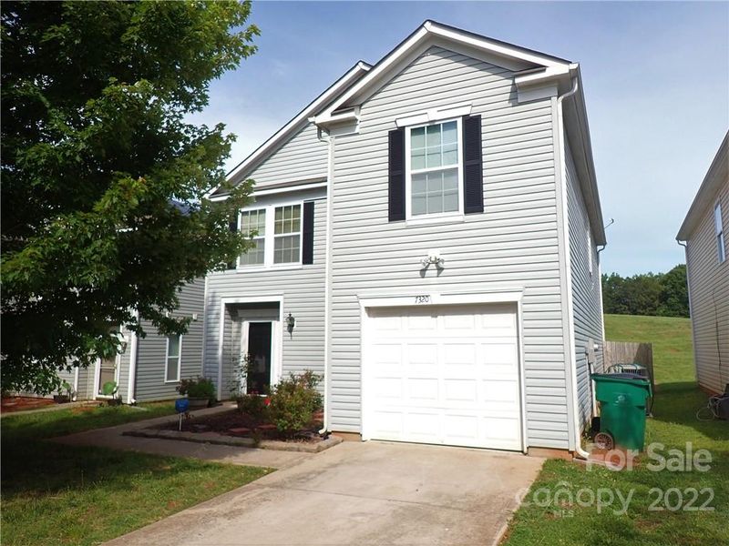 7320 Mitzi Deborah Ln, Charlotte, NC 28269