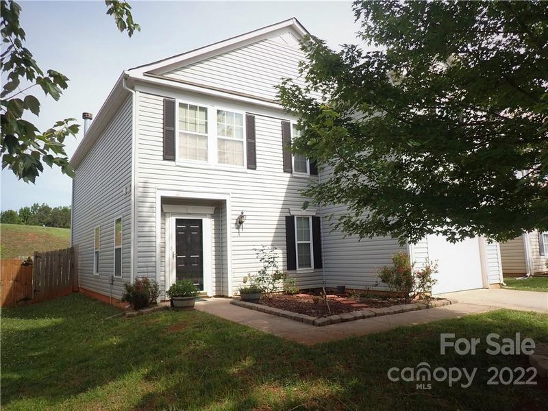 7320 Mitzi Deborah Ln, Charlotte, NC 28269