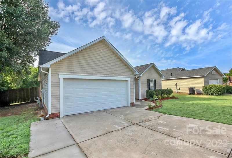 4621 Hampton Chase Dr SW, Concord, NC 28027