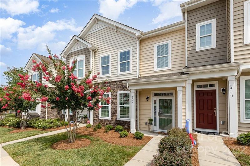 409 Spring Gardens Dr, Belmont, NC 28012