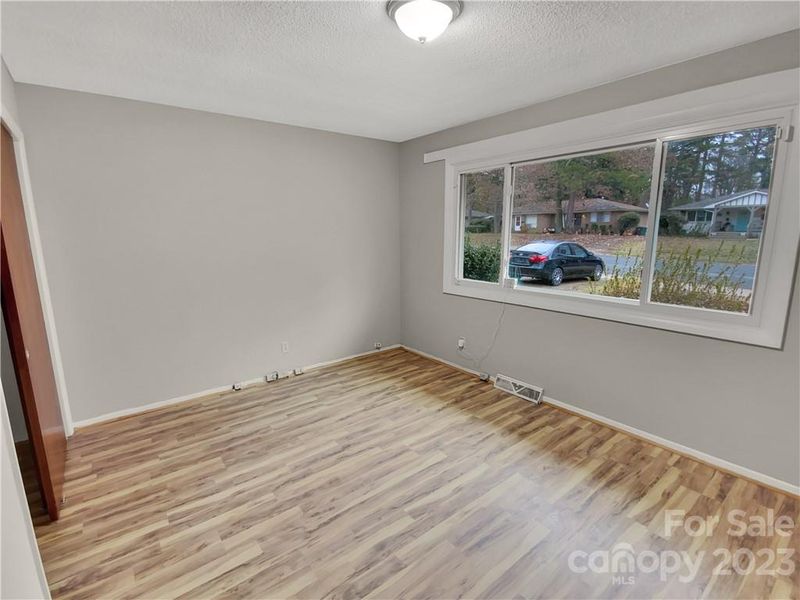 1812 Herrin Ave, Charlotte, NC 28205