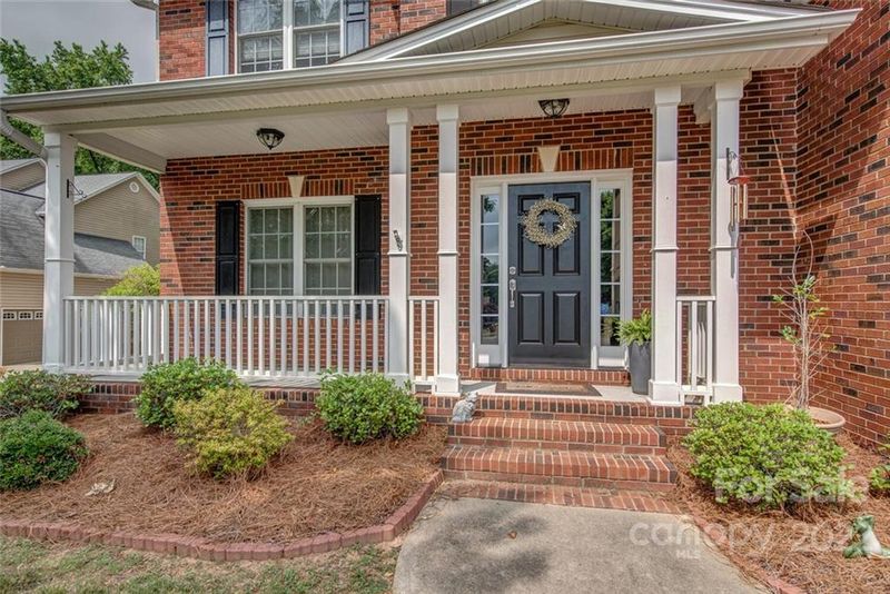 1842 White Cedar Dr, Gastonia, NC 28056