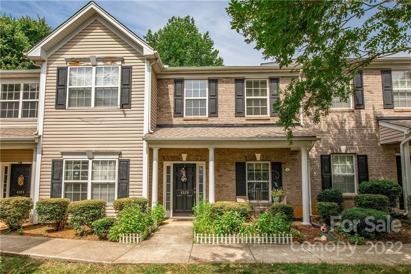 4329 Glenlea Commons Dr, Charlotte, NC 28216